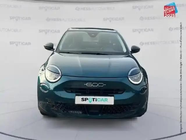 Occasion Fiat 600 Pop 102 ch (75 kW) 2025 Bleu SUV