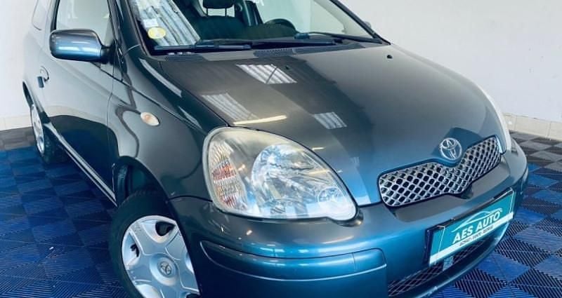 Utilisé 2004 Toyota Yaris Terra Citadine | 4 490 € - Image 1/4