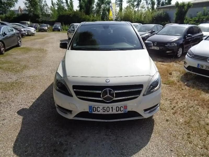 Occasion Mercedes B200 137 ch (100 kW) 2014 Blanc Monospace