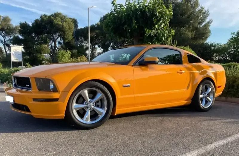 Orange Utilisé 2007 Ford Mustang GT Premium Coupé | 32 500 € - Image 1/4