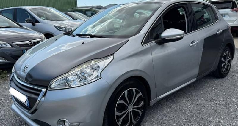 Utilisé 2014 Peugeot 208 Active Citadine | 6 990 € (Bon prix) - Image 1/4