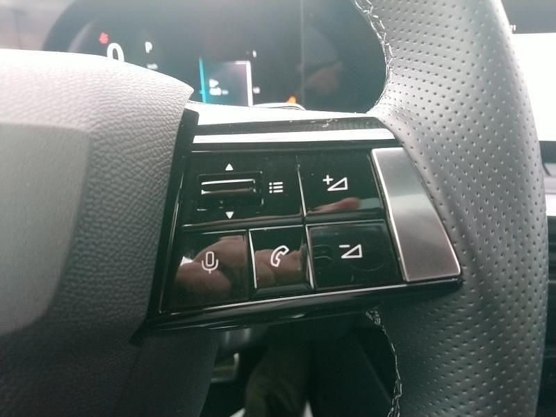 Occasion Opel Astra 131 ch (96 kW) 2024 Gris kristall mã©tallisã©/toit noir karbon Berline