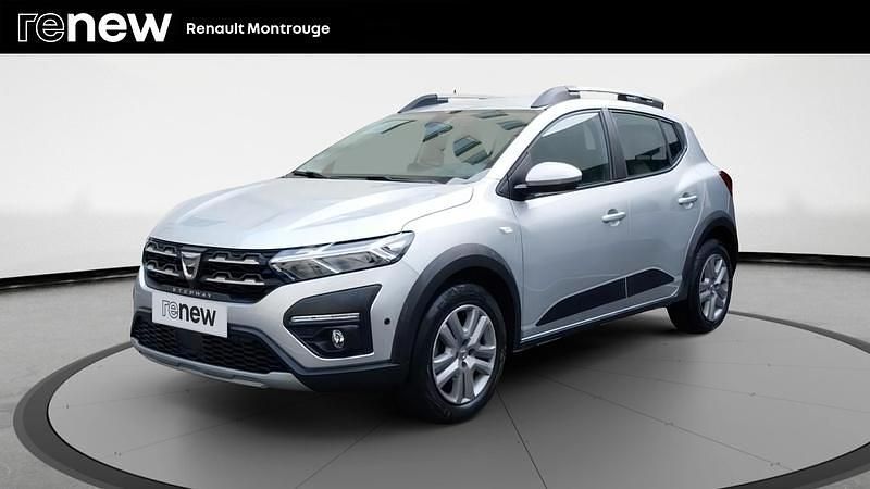 Gris Occasion 2022 Dacia Sandero Comfort Citadine | 14 490 € (Prix juste) - Image 1/4