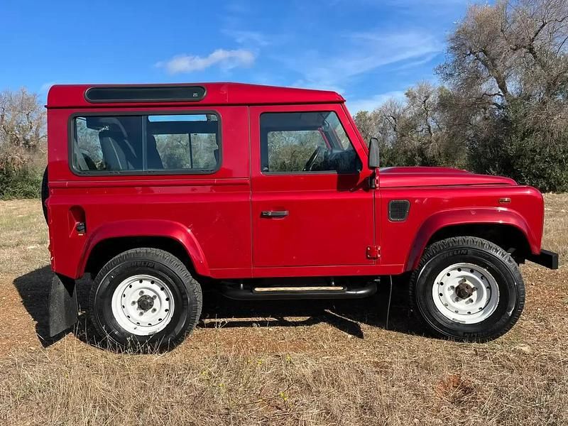 Rouge Utilisé 2014 Land Rover Defender SUV | 36 000 € - Image 1/4