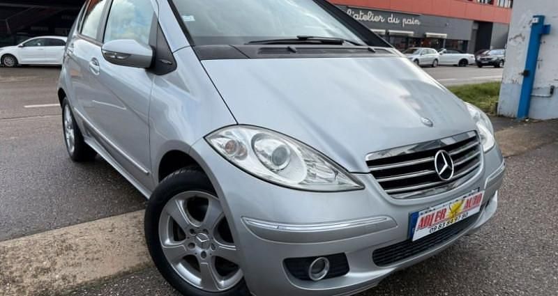 Gris Occasion 2006 Mercedes A170 Avantgarde Berline | 4 990 € - Image 1/4