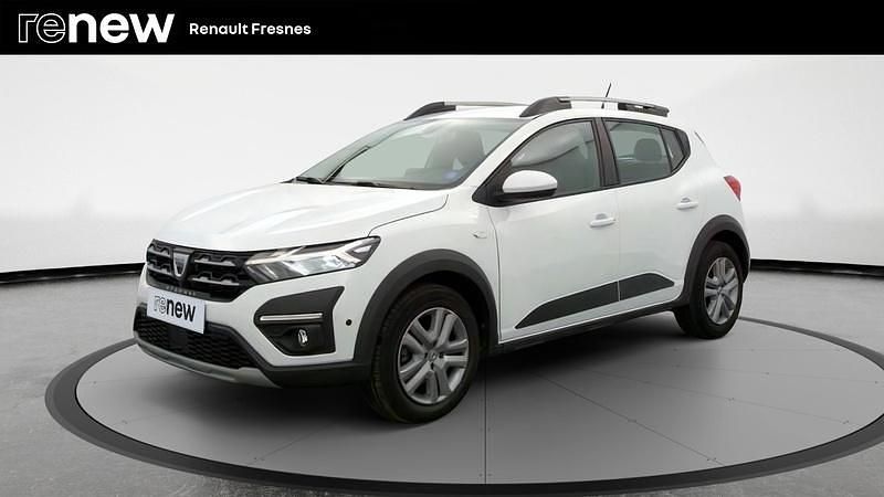 Blanc Utilisé 2022 Dacia Sandero Comfort Citadine | 14 480 € (Prix juste) - Image 1/4