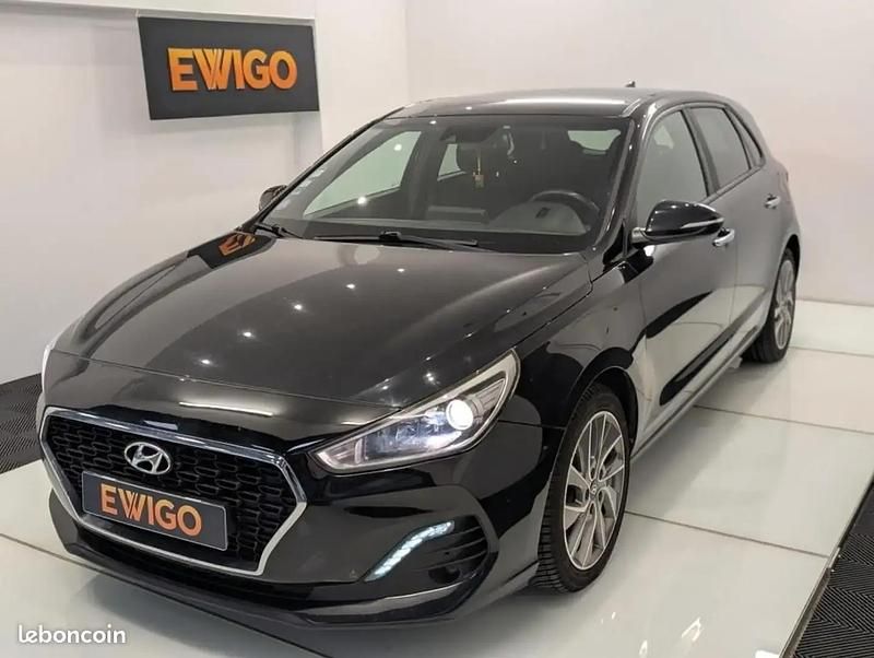 Noir Utilisé 2018 Hyundai i30 Edition Berline | 10 800 € (Prix juste) - Image 1/4