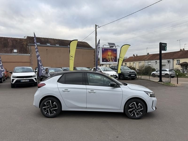 Occasion Opel Corsa GSe 102 ch (75 kW) 2025 Blanc kontur métallisé/toit noir karbon Citadine