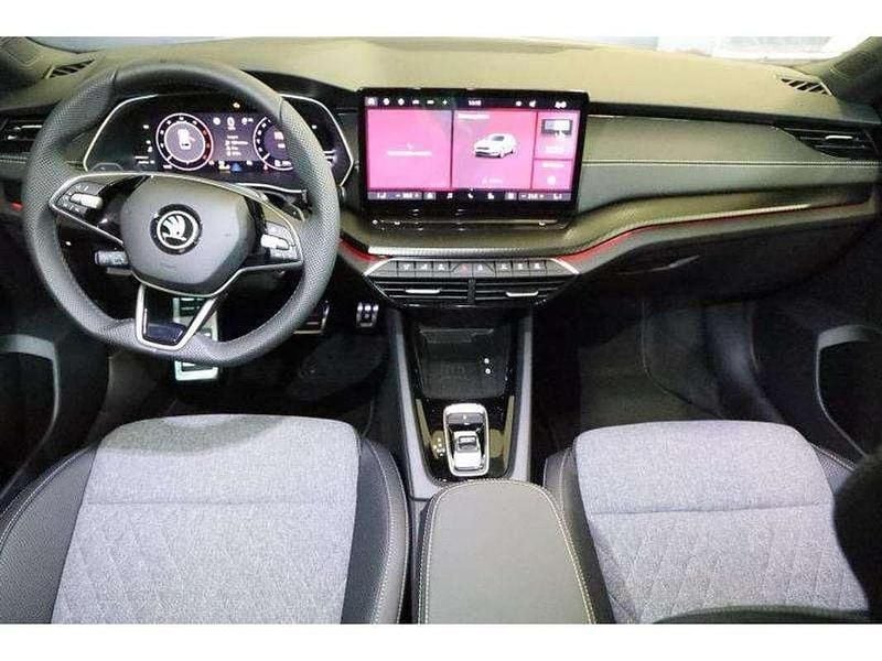 Occasion Skoda Scala Monte Carlo 150 ch (110 kW) 2024 Argent Citadine