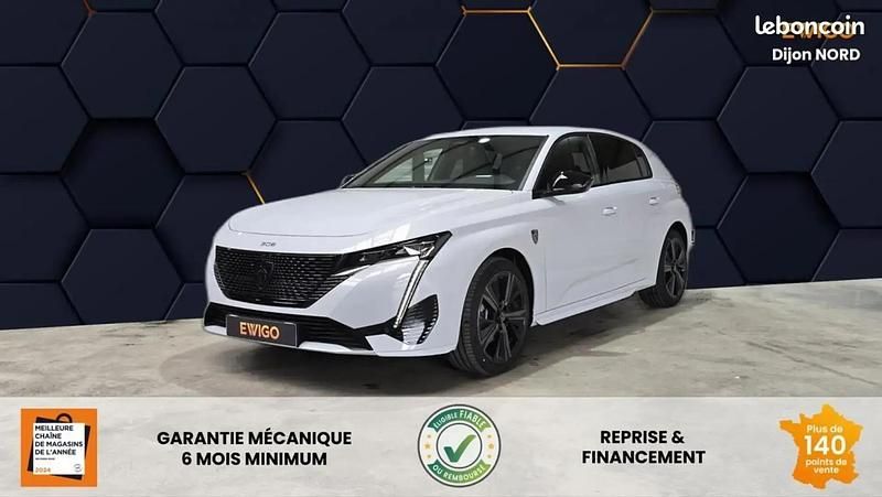 Blanc Nouvelle 2025 Peugeot 308 GT Berline | 27 990 € (Prix juste) - Image 1/4