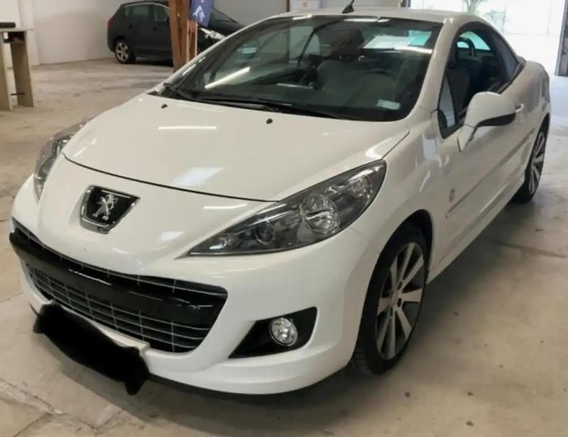 Blanc Occasion 2013 Peugeot 207 Roland Garros Cabriolet | 7 700 € (Prix juste) - Image 1/4