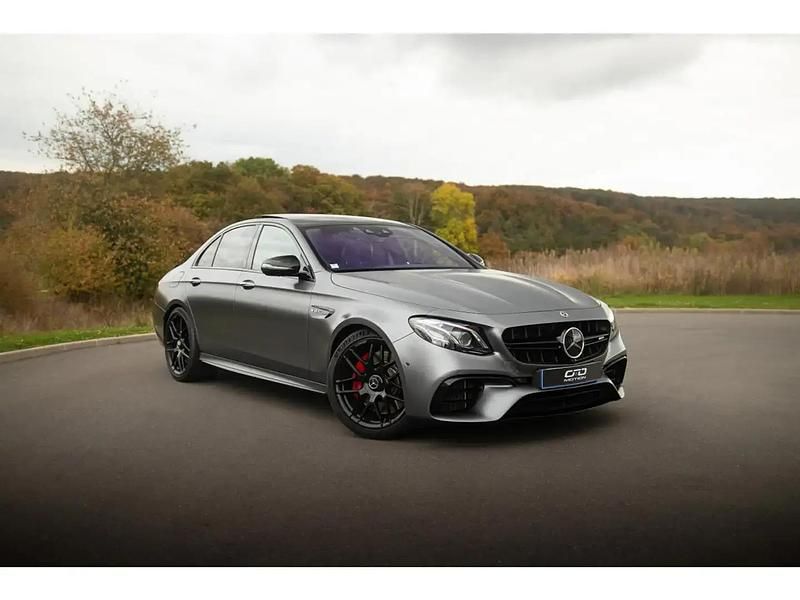 Gris Utilisé 2017 Mercedes E63 AMG AMG Berline | 76 990 € - Image 1/4
