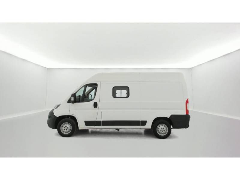 Image 3/4