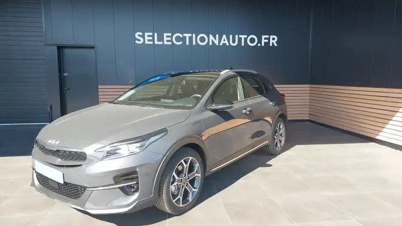 Blanc Utilisé 2022 Kia XCeed SUV | 32 990 € - Image 1/4