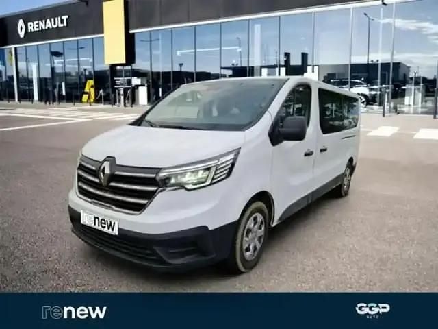 Blanc Occasion 2023 Renault Trafic Zen Monospace | 29 999 € (Prix assez cher) - Image 1/4