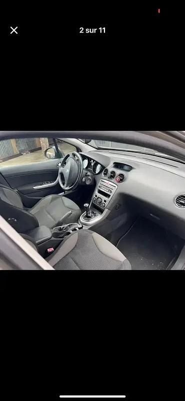 Utilisé 2012 Peugeot 308 Active Berline | 4 000 € (Prix juste) - Image 1/4