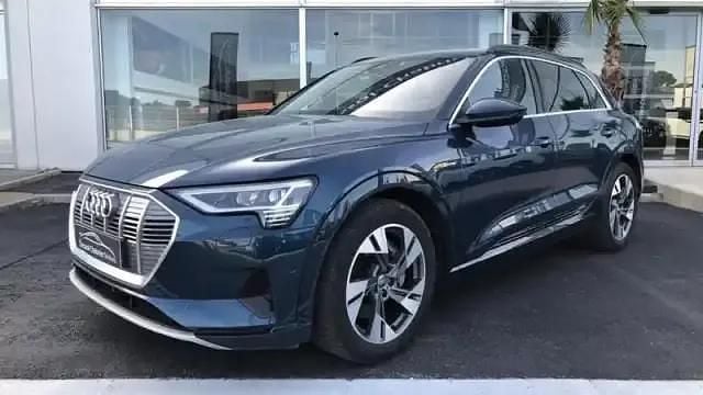 Bleu Occasion 2020 Audi e-tron Sport SUV | 33 990 € (Bon prix) - Image 1/4