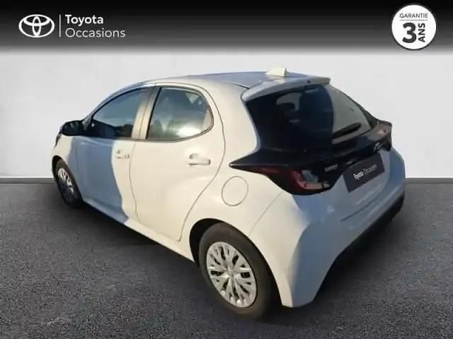 Blanc Occasion 2023 Toyota Yaris Berline | 15 990 € (Prix juste) - Image 1/2