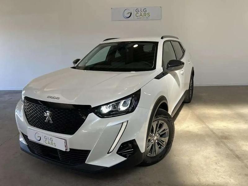 Blanc Utilisé 2022 Peugeot 2008 Style SUV | 24 490 € - Image 1/4