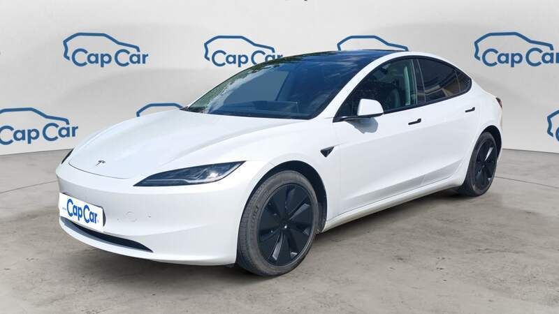 Utilisé 2023 Tesla Model 3 Standard Range Berline | 29 890 € (Prix juste) - Image 1/3