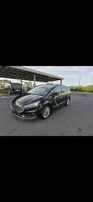 Noir Utilisé 2022 Ford S-MAX Vignale Monospace | 19 500 € - Image 1/4