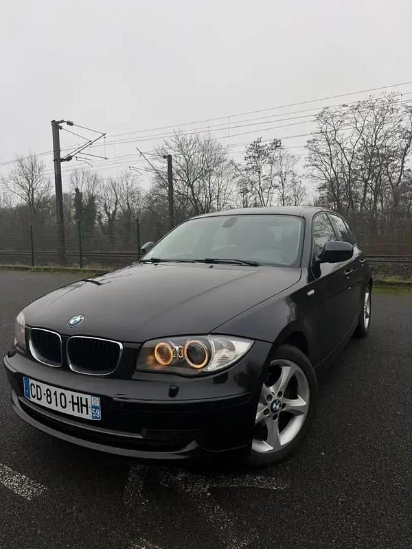Occasion BMW 118 Sport Line 143 ch (105 kW) 2011 Citadine