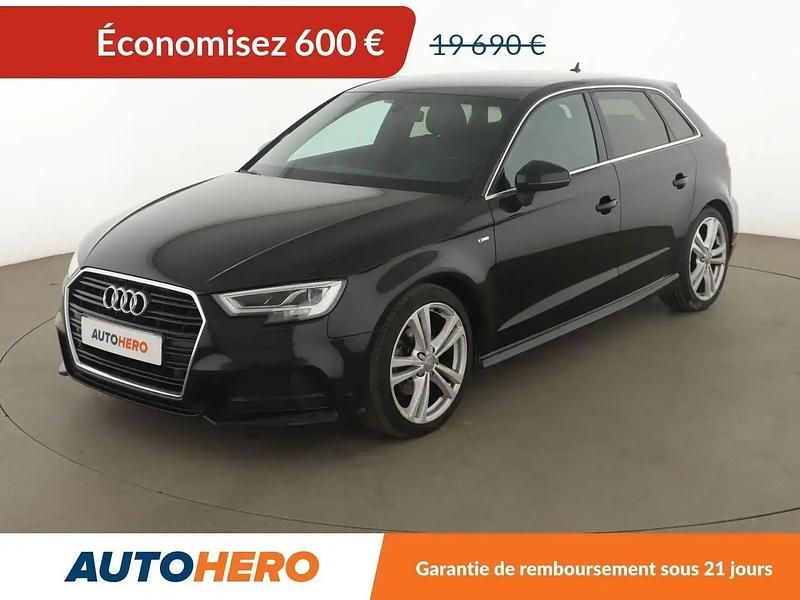 Noir Utilisé 2017 Audi A3 Sportback S-Line Berline | 19 090 € (Prix assez cher) - Image 1/2