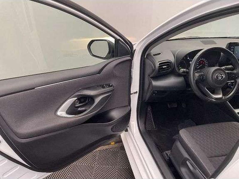 Occasion 2023 Toyota Yaris Hybrid Berline | 19 490 € (Prix juste) - Image 1/1