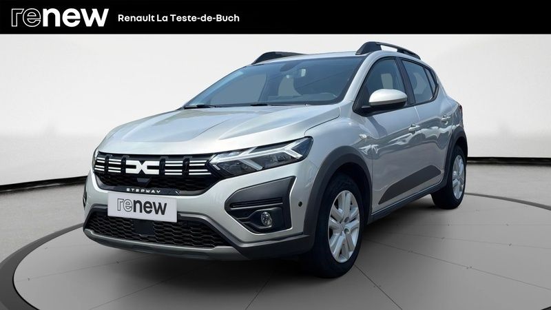Gris Utilisé 2024 Dacia Sandero Expression Citadine | 16 990 € (Prix juste) - Image 1/4