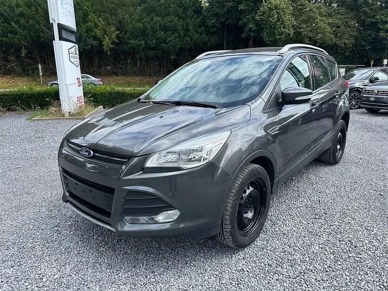 Gris Utilisé 2015 Ford Kuga SUV | 6 490 € (Super prix) - Image 1/4