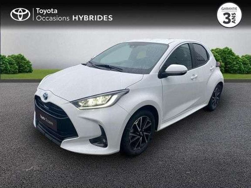 Utilisé 2022 Toyota Yaris Hybrid Design Berline | 19 990 € (Prix juste) - Image 1/1