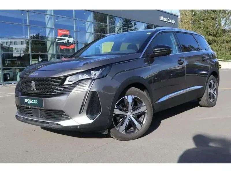 Gris Utilisé 2023 Peugeot 5008 GT Monospace | 44 500 € - Image 1/4