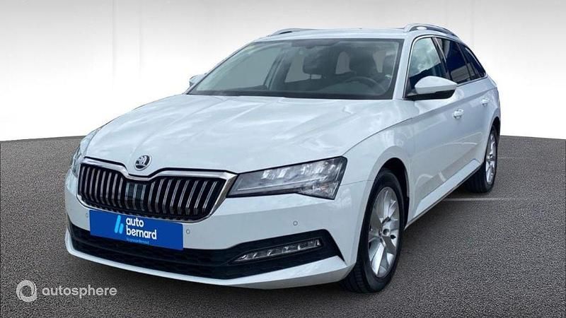 Blanc Utilisé 2023 Skoda Superb Business Line Berline | 29 990 € (Prix juste) - Image 1/4