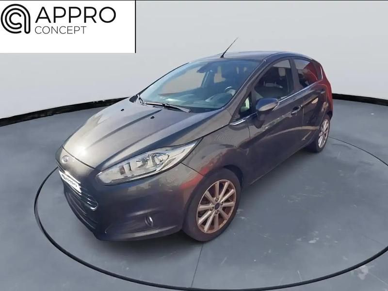 Gris Utilisé 2015 Ford Fiesta Berline | 7 990 € - Image 1/2