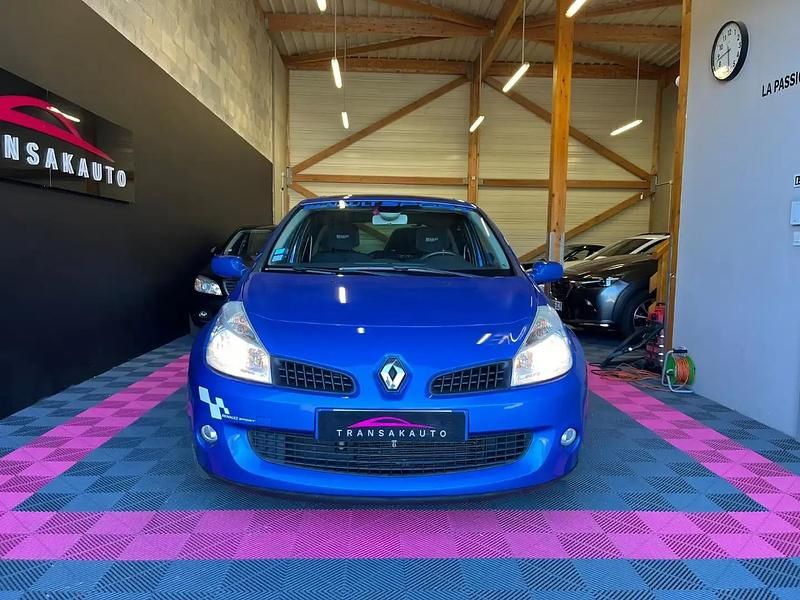 Occasion Renault Clio II 197 ch (144 kW) 2007 Bleu Citadine