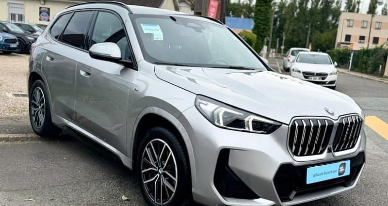 Gris Utilisé 2023 BMW 118 M Sport Citadine | 34 990 € (Prix cher) - Image 1/4