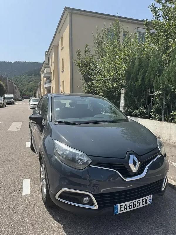 Occasion 2015 Renault Captur Business SUV | 5 390 € - Image 1/4