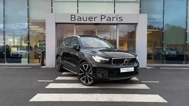 Noir Occasion 2022 Volvo XC40 SUV | 38 980 € - Image 1/4