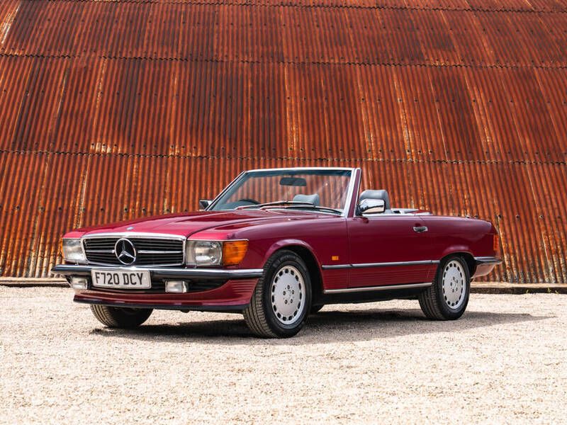 Rouge Utilisé 1989 Mercedes SL300 Cabriolet | 47 506 € - Image 1/4