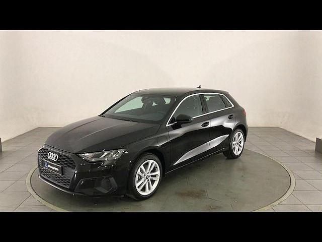 Noir mythe métallisé Utilisé 2024 Audi A3 Sportback e-tron Design Berline | 35 990 € (Prix juste) - Image 1/4