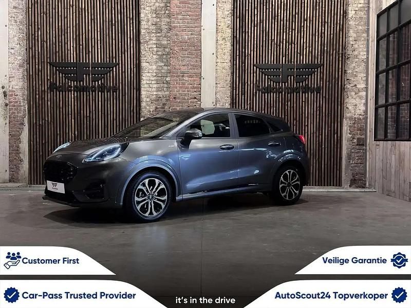 Gris Utilisé 2023 Ford Puma ST-Line SUV | 19 490 € (Bon prix) - Image 1/4