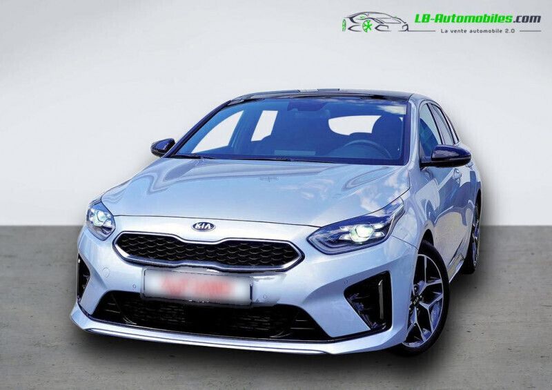 Utilisé 2020 Kia ProCeed Citadine | 28 200 € (Prix juste) - Image 1/4