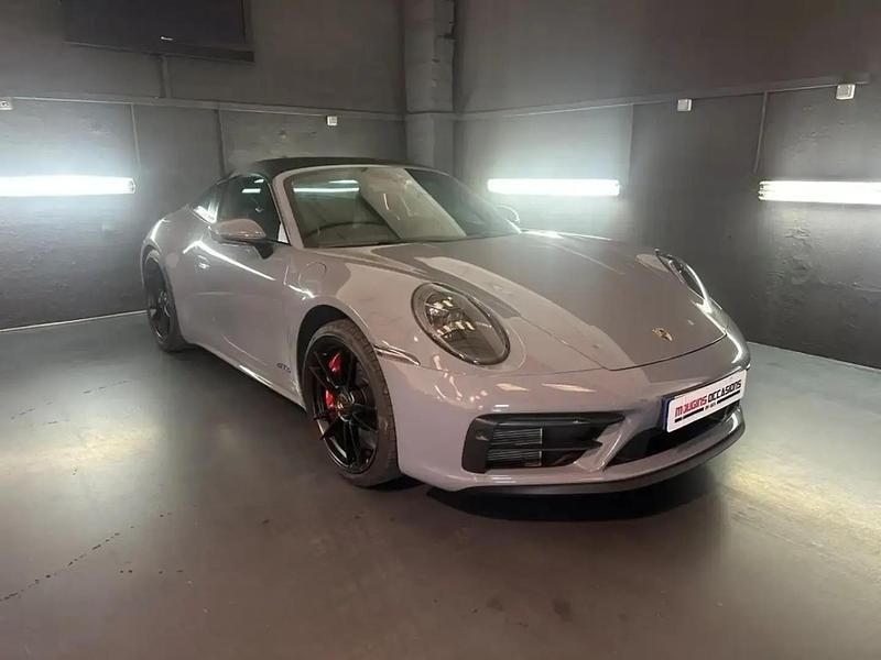 Gris Utilisé 2024 Porsche 992 Cabriolet | 229 000 € - Image 1/4