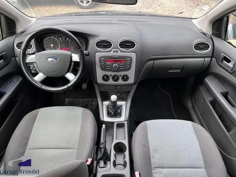 Occasion Ford Focus Style 117 ch (86 kW) 2007 Gris Berline