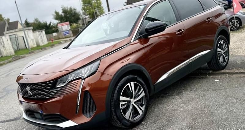 Bronze Utilisé 2022 Peugeot 5008 Allure Monospace | 16 990 € (Prix juste) - Image 1/4