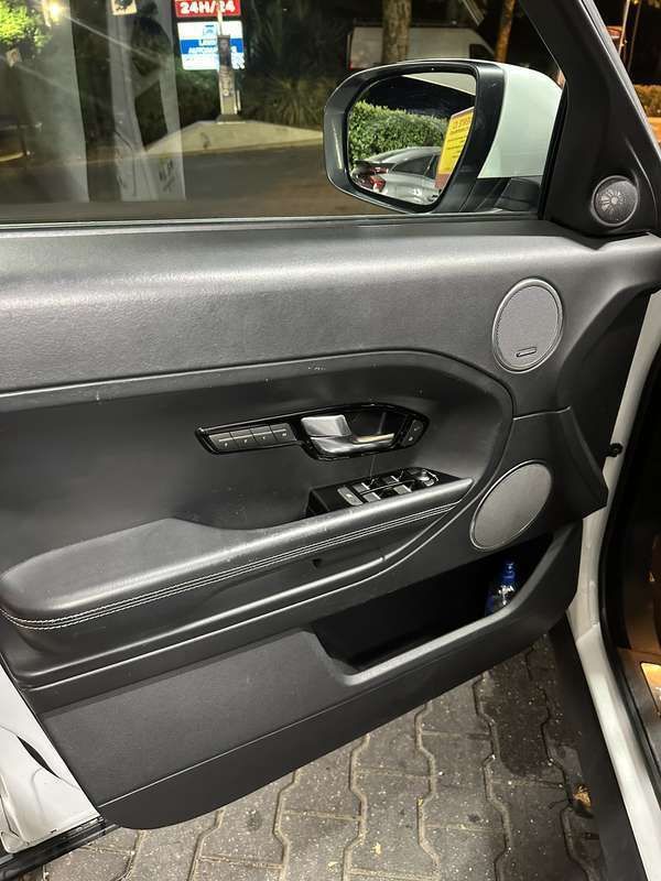 Image 4/4