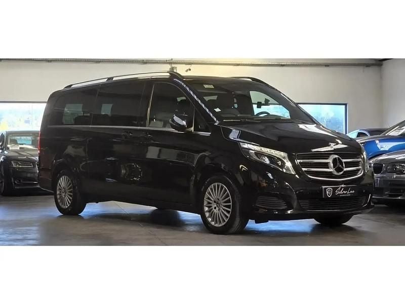 Noir Utilisé 2019 Mercedes V250 Executive Monospace | 34 990 € (Prix assez cher) - Image 1/4