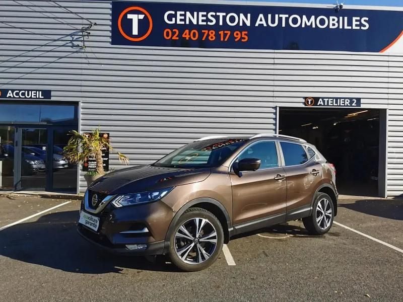 Brun Utilisé 2018 Nissan Qashqai Tekna SUV | 15 990 € (Prix juste) - Image 1/4