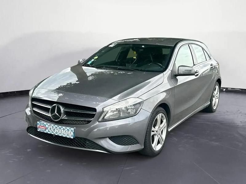 Gris Utilisé 2013 Mercedes 220 Berline | 9 990 € - Image 1/4