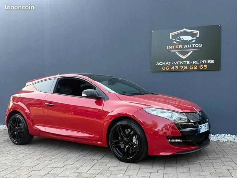 Rouge Utilisé 2010 Renault Mégane III R.S. Citadine | 14 990 € (Bon prix) - Image 1/4